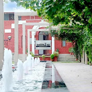 4* Hotel Goa Country Club